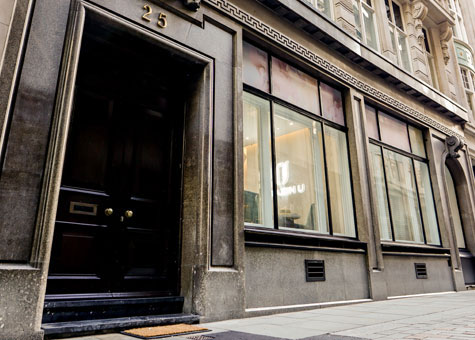 Amazin U - Where Confidence Begins with Care